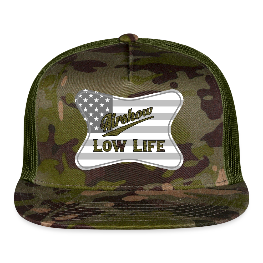 Airshow in Gray and White Trucker Cap - MultiCam\green